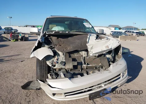 2005 Lincoln Navigator из США, поврежденный, VIN 5LMFU28545LJ03611